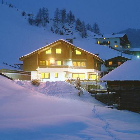 Apartments Residence Alta Badia Кольфоско Екстер'єр фото
